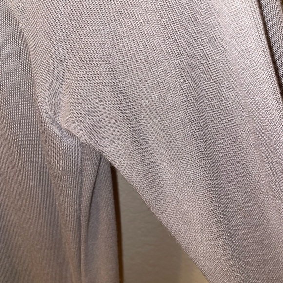 Workshop- Asymmetrical cross hem sweater, size M - Picture 5 of 6